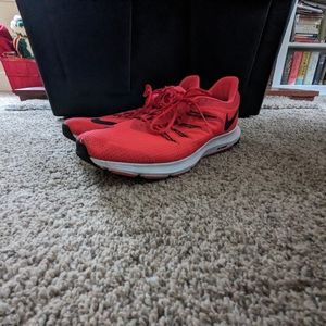 Nike Quest Running Shoes